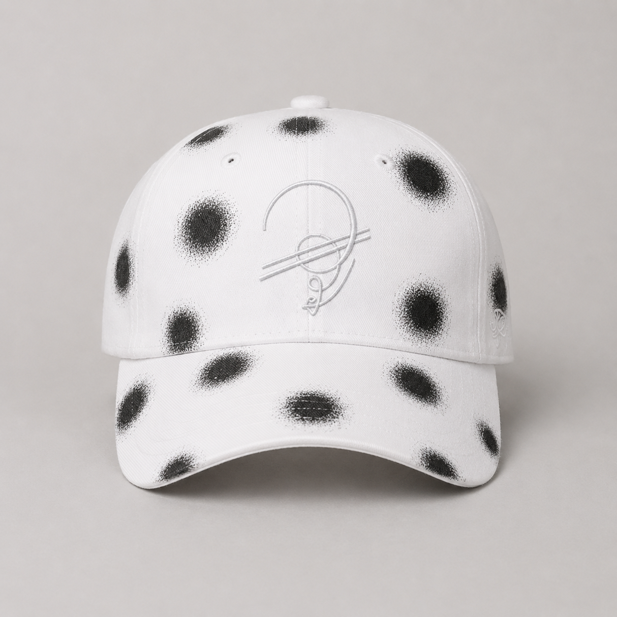 Cap polka dots